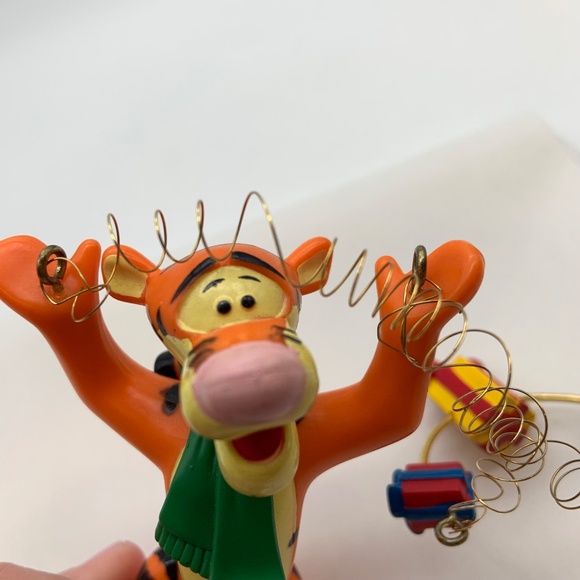 Disney Winnie the Pooh Jumping Tigger Juggling Gifts Christmas Ornament - Picture 4 of 15
